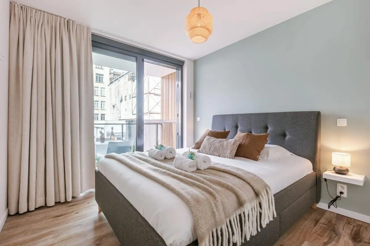 Huswell - Modern Apartment For Up To Five People Oostende 0*,  België