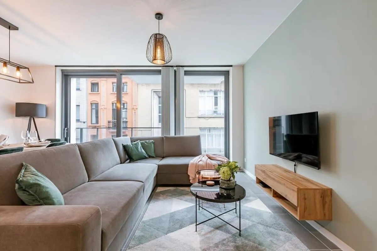Huswell - Modern Apartment For Up To Five People contacts