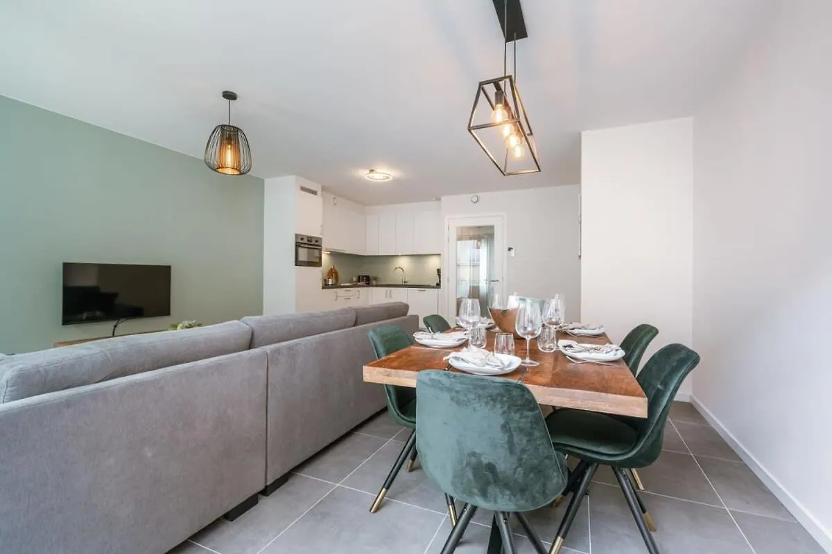 Huswell - Modern Apartment For Up To Five People Ostend 0*,